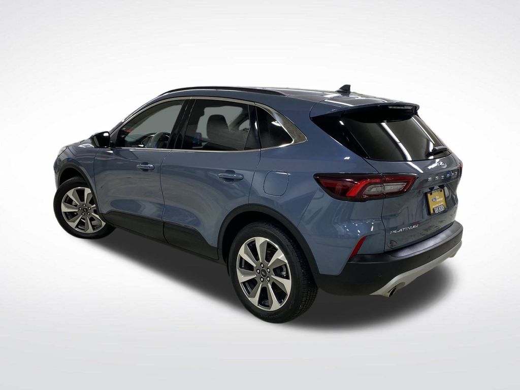 2025 Ford Escape Hybrid Platinum photo 3