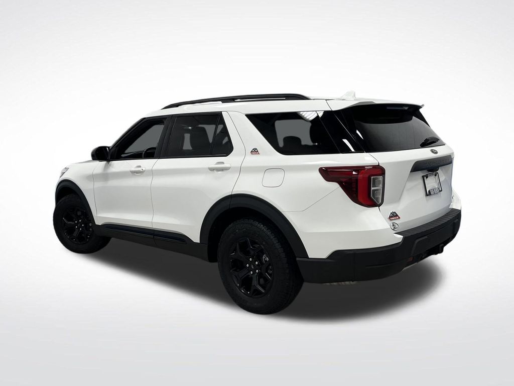 2024 Ford Explorer Timberline photo 2