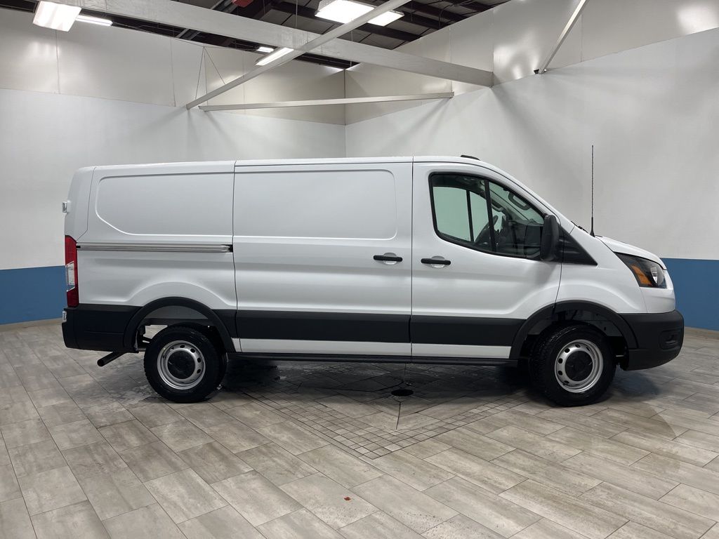 2026 Ford Transit photo 2