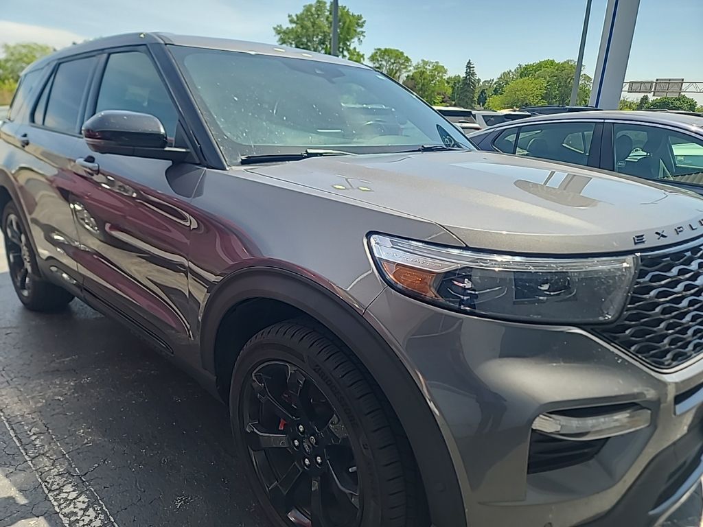 2021 Ford Explorer ST 4WD's photo