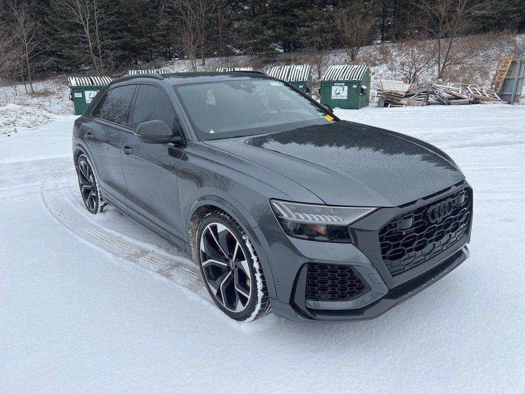 2022 Audi RS Q8 Base