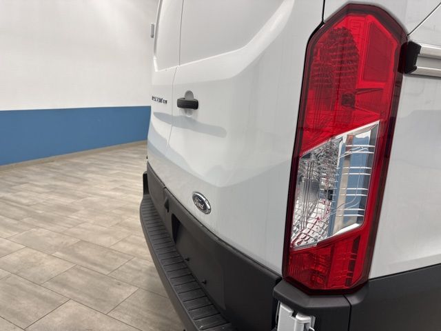 2025 Ford Transit Van Base - Photo 28