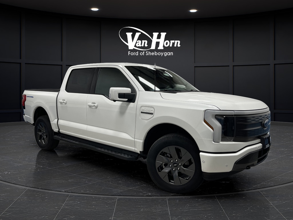 Used 2022 Ford F-150 Lightning Lariat Truck