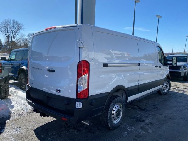 2025 Ford Transit photo 4