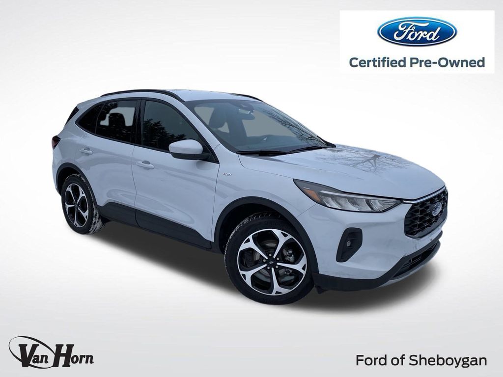 2025 Ford Escape ST-Line Select's photo