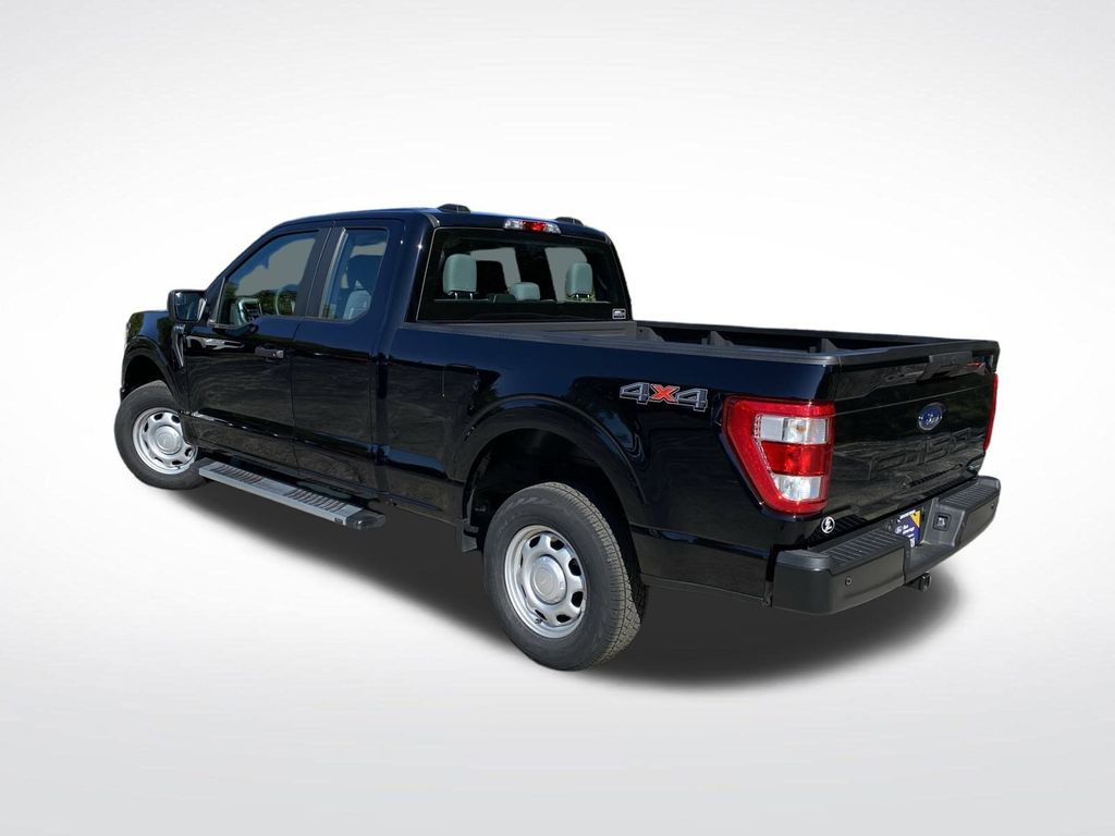 2023 Ford F-150 XL photo 3