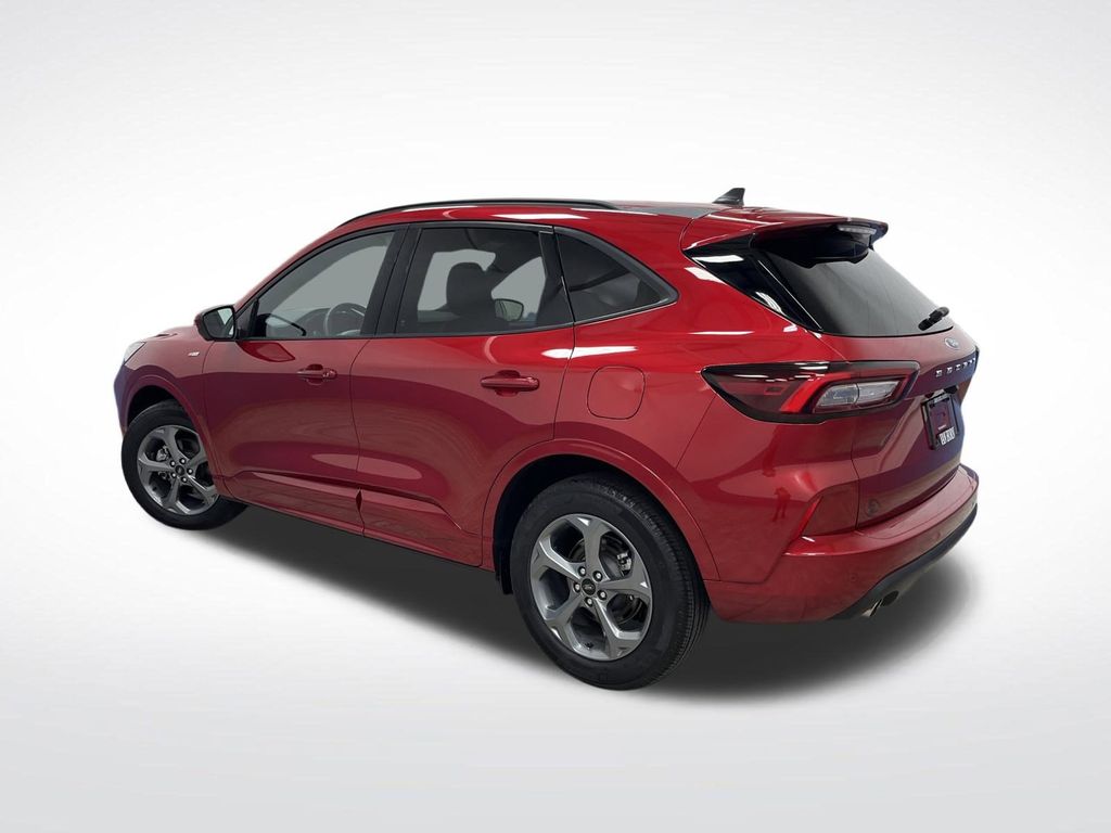 2024 Ford Escape Hybrid ST-Line Select photo 3
