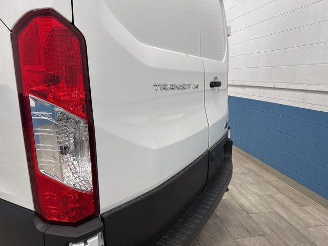 2025 Ford Transit Van Base - Photo 29