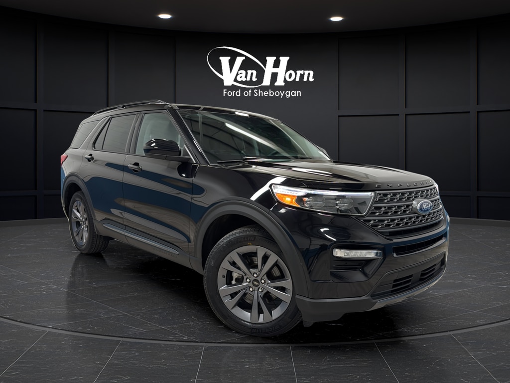 Used 2024 Ford Explorer XLT SUV