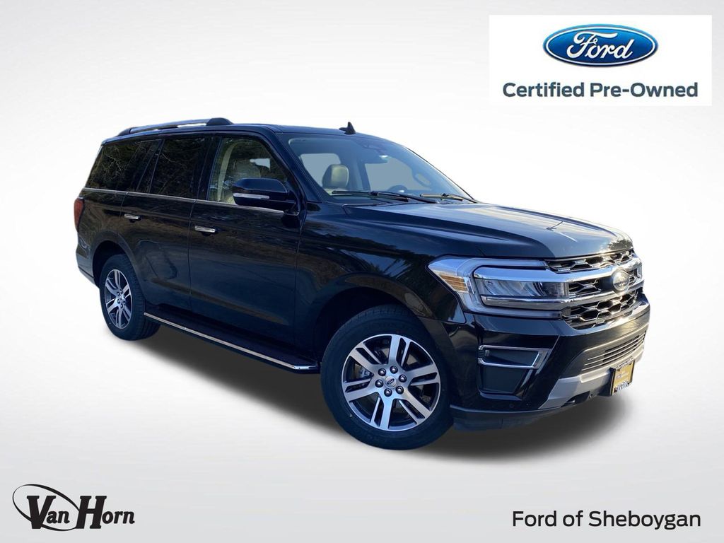 2023 Ford Expedition Limited's photo