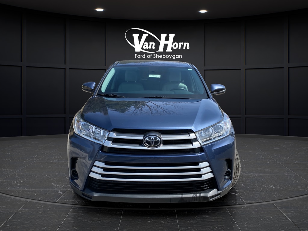 Used 2019 Toyota Highlander LE SUV