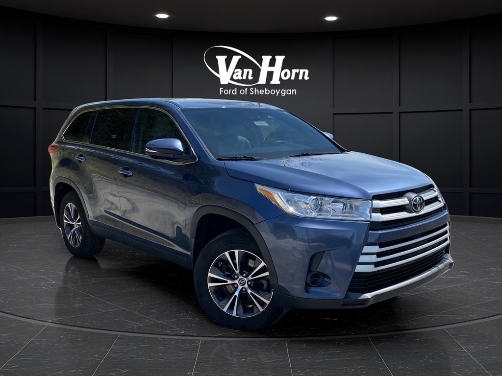 Used 2019 Toyota Highlander LE SUV