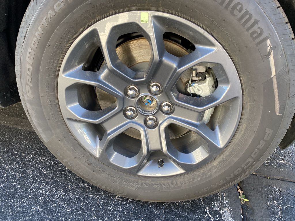 2025 Ford Maverick XLT photo 2