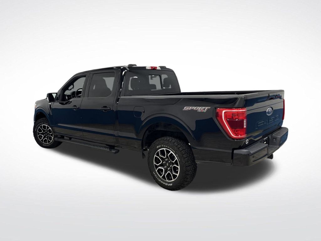 2023 Ford F-150 XLT photo 3