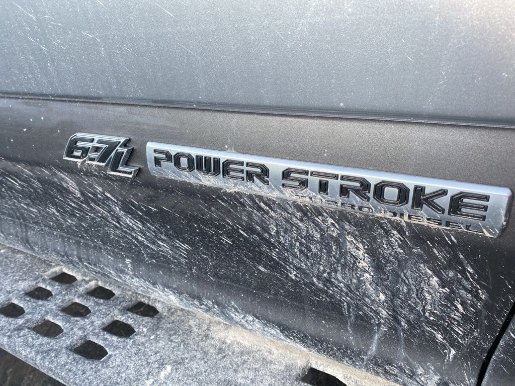 2022 Ford F-350 photo 3