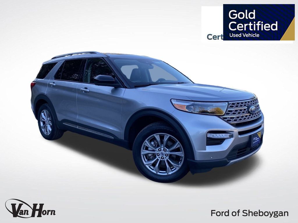 2023 Ford Explorer Limited's photo
