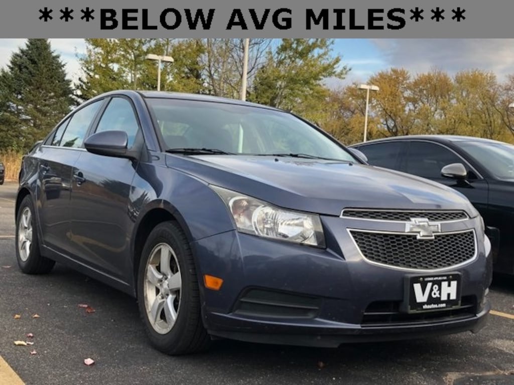 Used 2013 Chevrolet Cruze LT Sedan