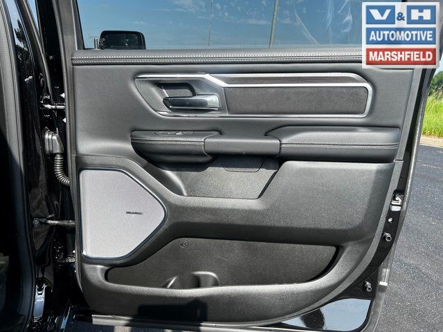 2025 RAM Ram 1500 Pickup Laramie - Photo 14