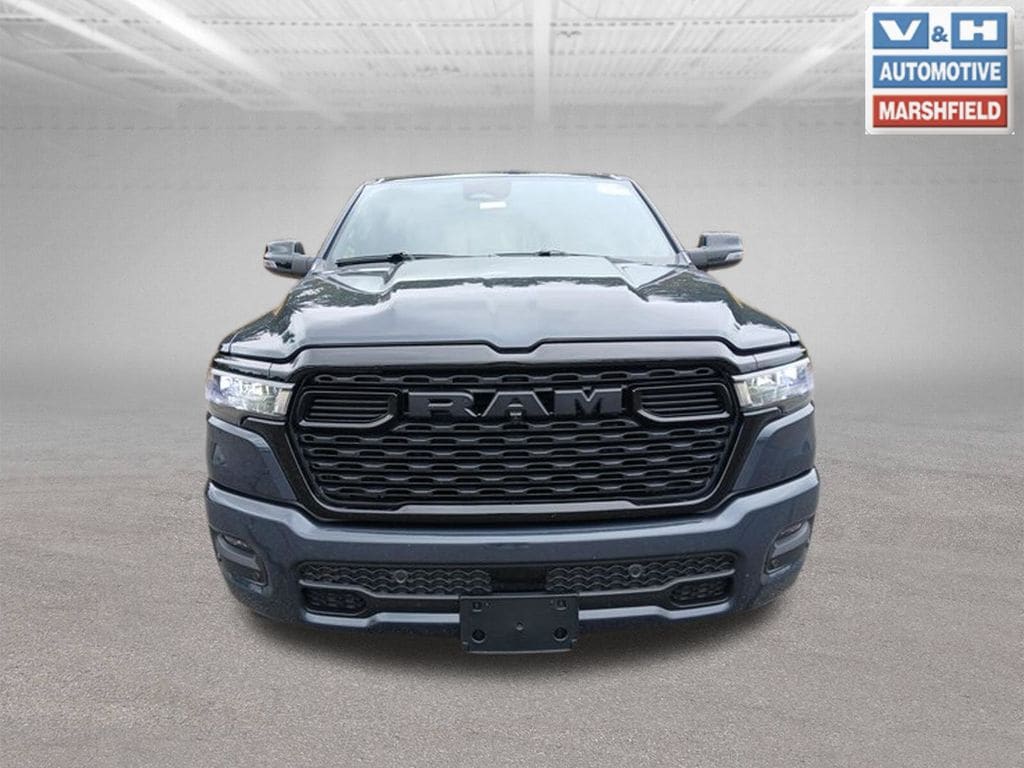 New 2026 Ram 1500 BIG HORN CREW CAB 4X4 5'7 BOX Pickup