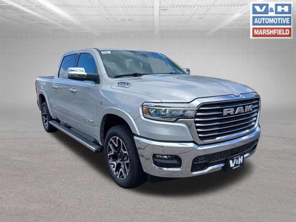 New 2026 Ram 1500 LARAMIE CREW CAB 4X4 5'7 BOX Pickup
