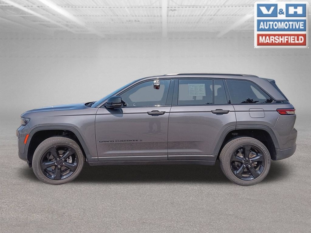 Used 2023 Jeep Grand Cherokee Altitude X SUV