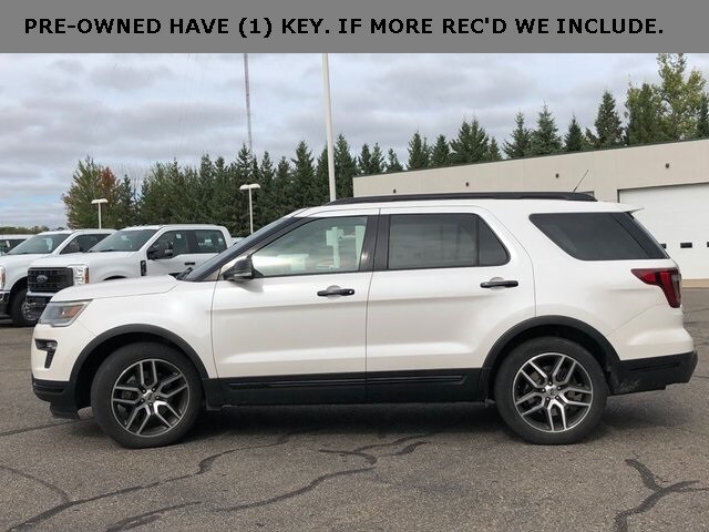 2018 Ford Explorer Sport photo 2