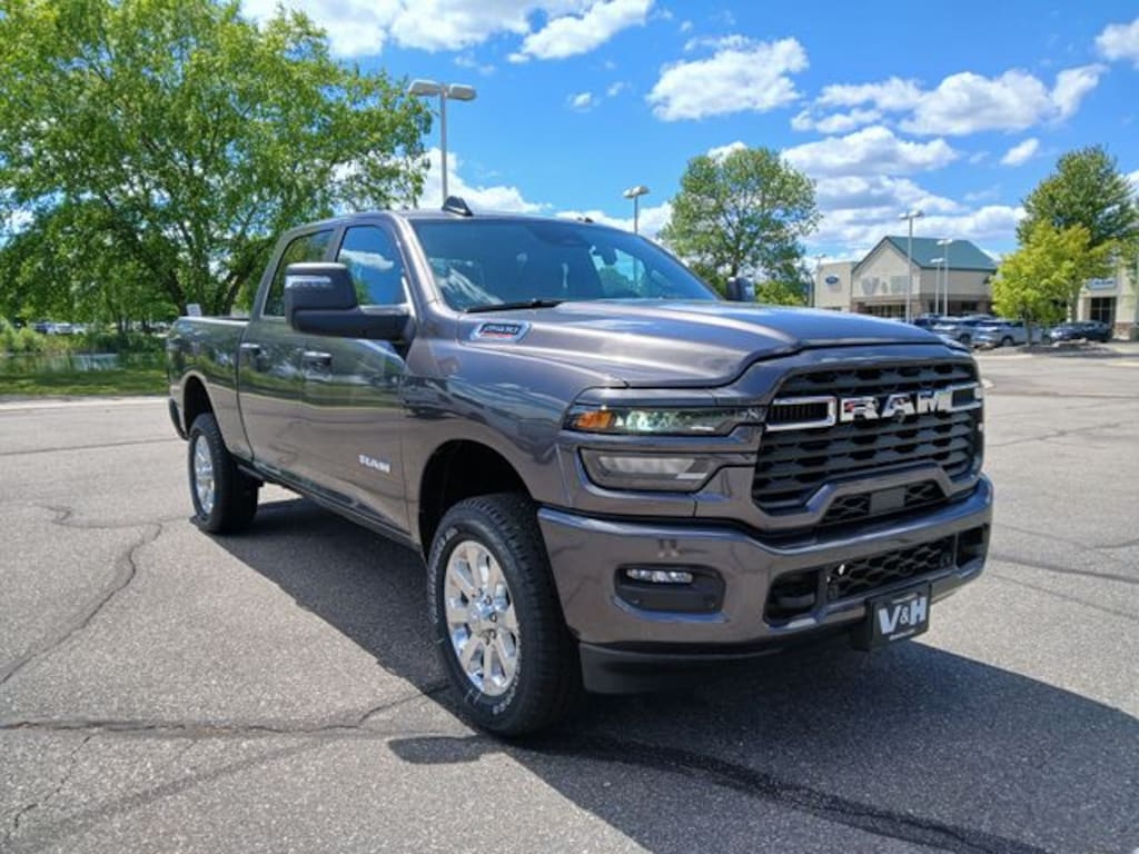 New 2026 Ram 2500 BIG HORN CREW CAB 4X4 6'4 BOX Pickup