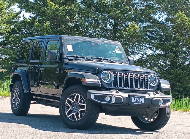 2025 Jeep Wrangler Sahara's photo