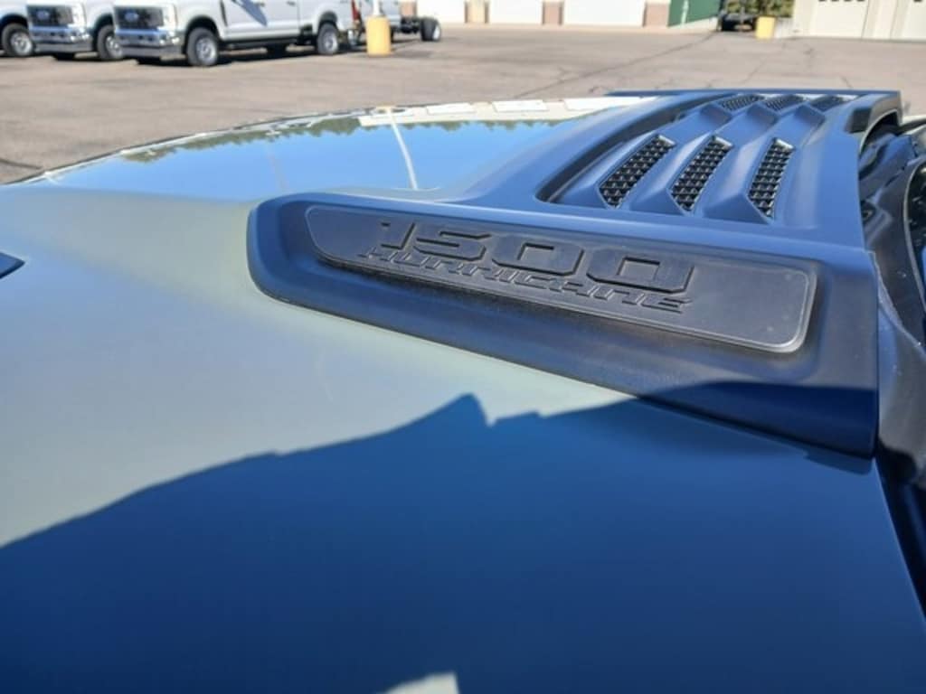 New 2026 Ram 1500 LARAMIE CREW CAB 4X4 5'7 BOX Pickup