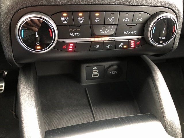 2024 Ford Escape ST-Line photo 3