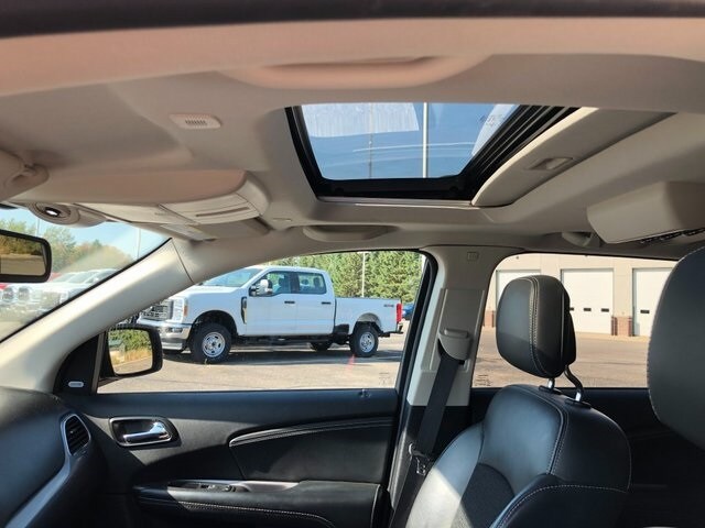2020 Dodge Journey Crossroad photo 2