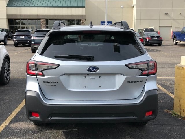 2024 Subaru Outback Onyx Edition photo 4