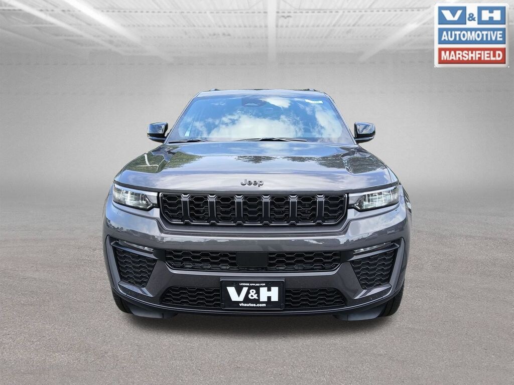 New 2026 Jeep Grand Cherokee LIMITED 4X4 Sport Utility