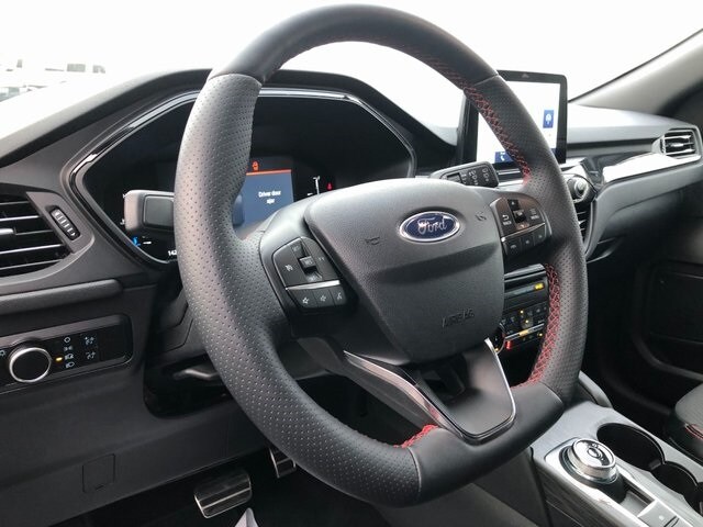2024 Ford Escape ST-Line photo 4
