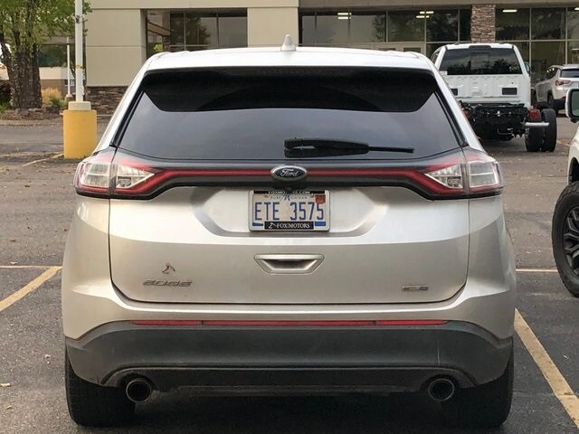 2018 Ford Edge SE photo 2
