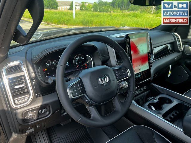 2025 RAM 1500 Laramie - Photo 19