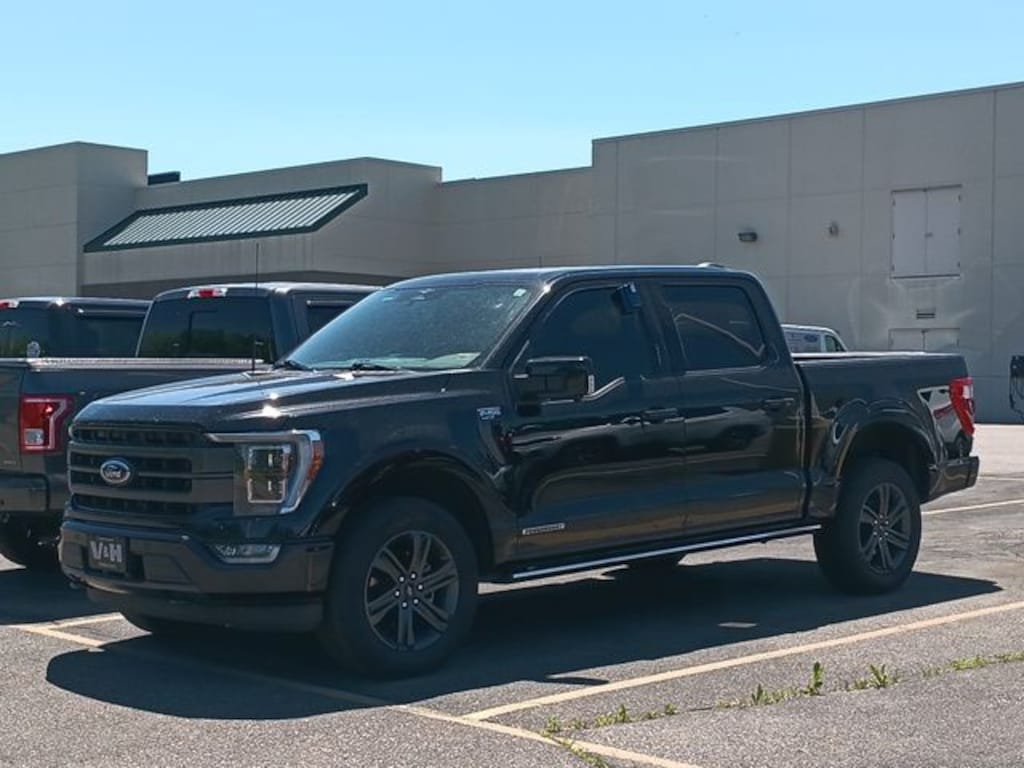 Used 2023 Ford F-150 Lariat Truck