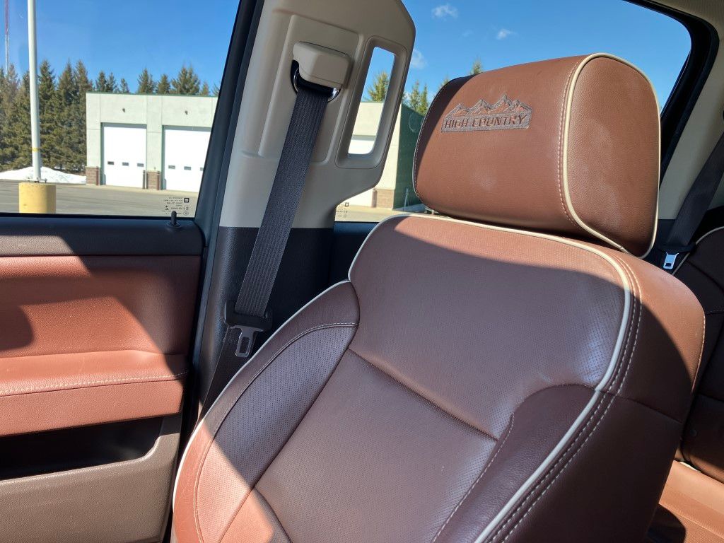 2015 Chevrolet Silverado 1500 High Country - Photo 12