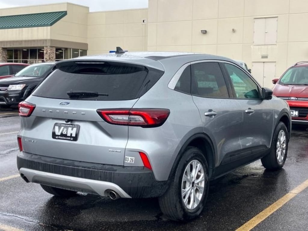 Used 2024 Ford Escape Active SUV