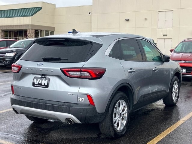 2024 Ford Escape Active photo 2