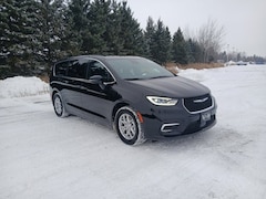 2026 Chrysler Pacifica SELECT Passenger Van