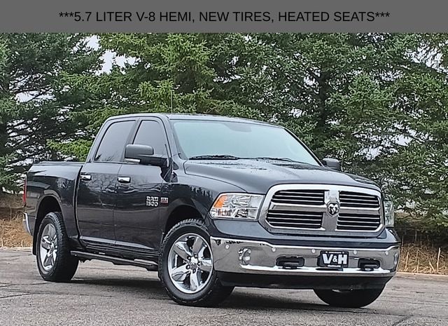 2015 RAM 1500 Big Horn/Lone Star 4x4 Crew Cab's photo