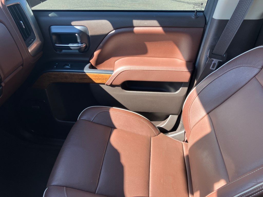 2015 Chevrolet Silverado 1500 High Country - Photo 10