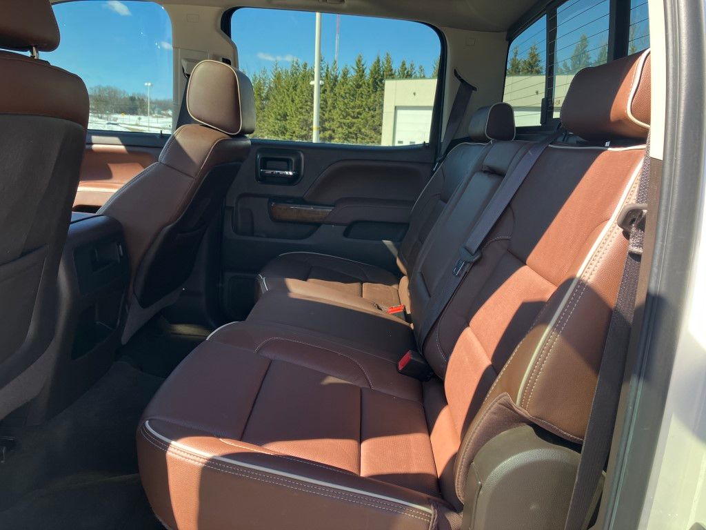 2015 Chevrolet Silverado 1500 High Country - Photo 19