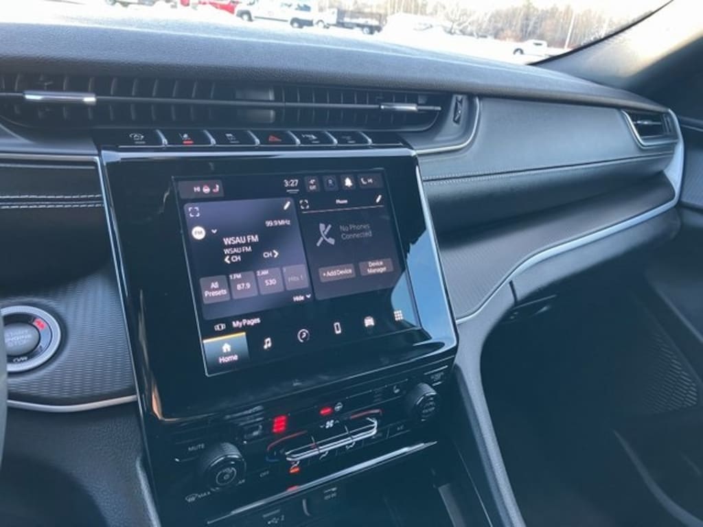 Used 2024 Jeep Grand Cherokee Altitude SUV