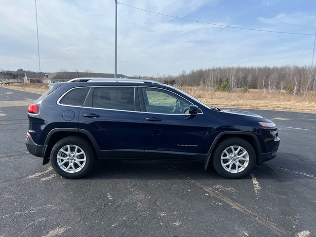 Used 2021 Jeep Cherokee Latitude Lux with VIN 1C4PJMMX1MD220451 for sale in Marshfield, WI