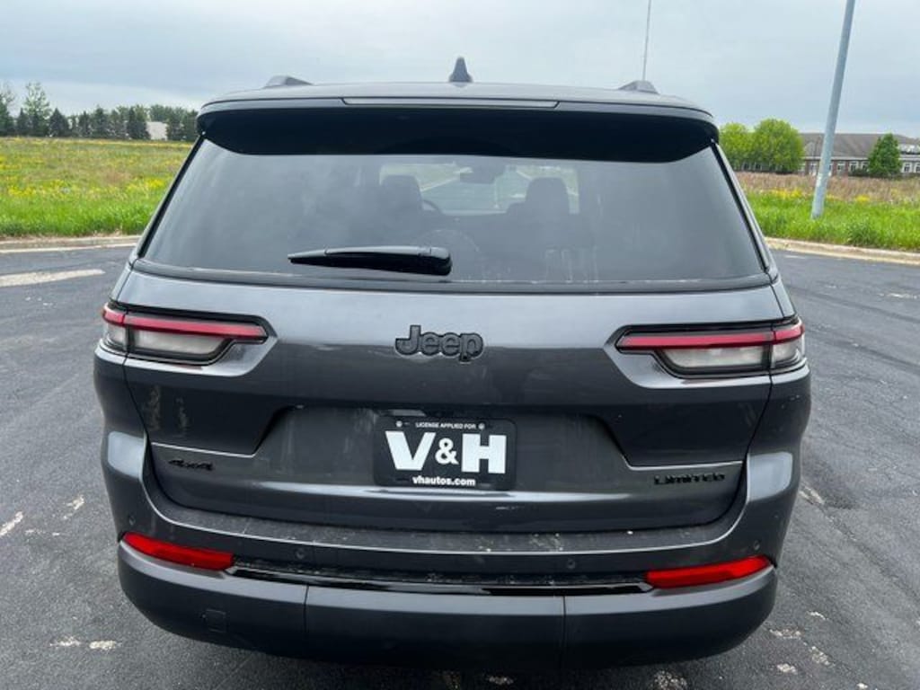New 2025 Jeep Grand Cherokee L LIMITED 4X4 Sport Utility