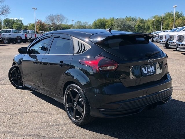 2018 Ford Focus ST photo 3