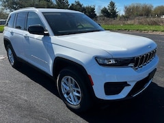 2025 Jeep Grand Cherokee LAREDO X 4X4 Sport Utility