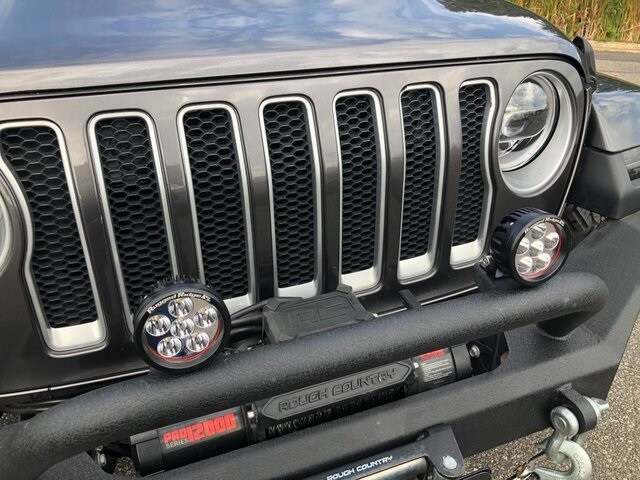 2018 Jeep Wrangler Unlimited Sahara photo 2